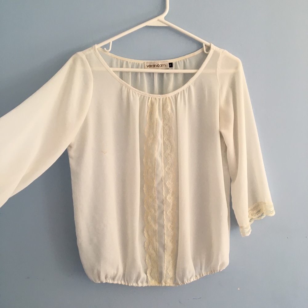 Embroidered Blouse - Picture 3 of 4