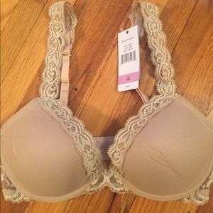 NWT Natori 30D Bra- Nude color