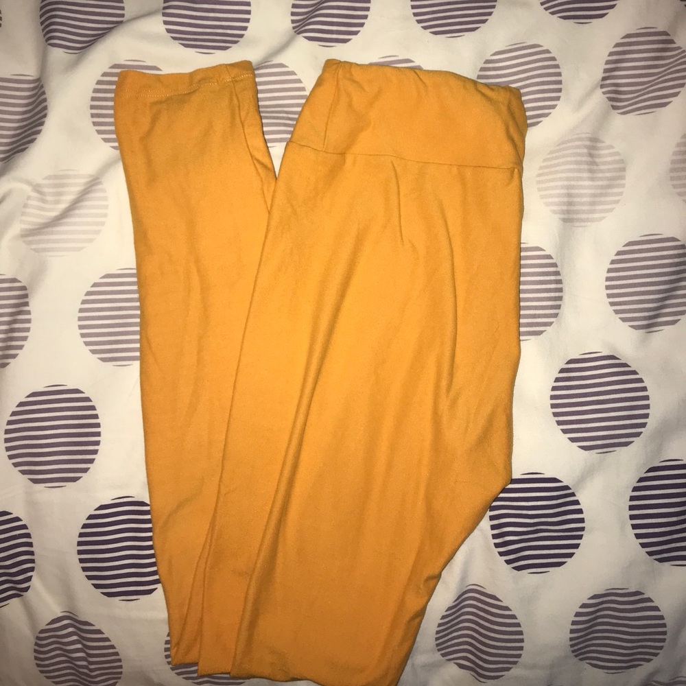 Mustard yellow/gold OS LuLaRoe leggings
