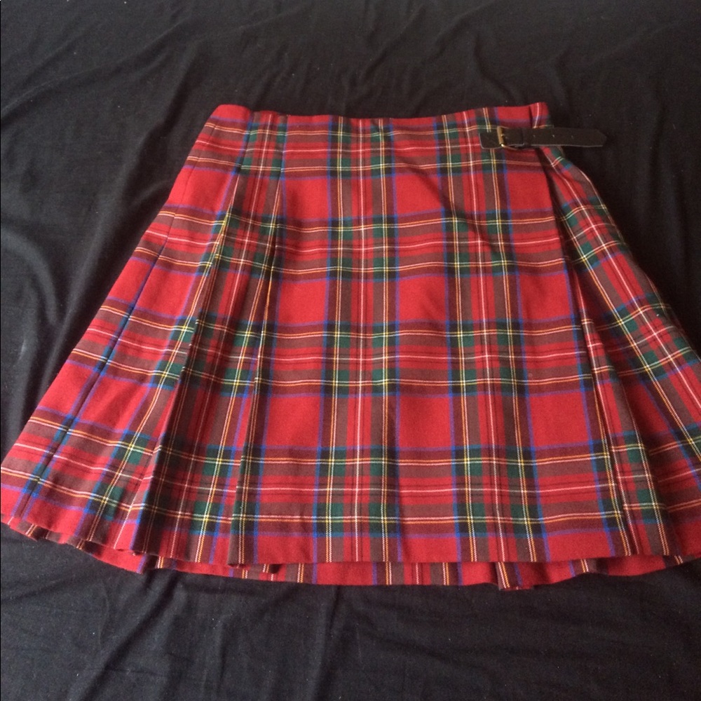Wrap dress above the knee plaid skirt