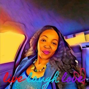 Meet your Posher, Nikki p