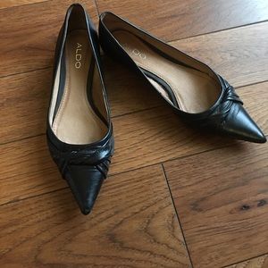 Women’s Aldo flats