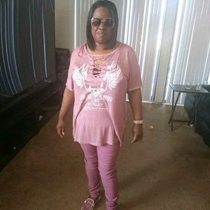 Meet your Posher, Tari