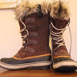 Sorels Joan of Arc Snow Boots