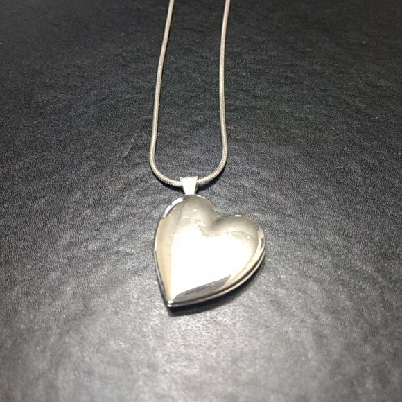Jewelry - **Sale - Limited Time** Sterling silver necklace