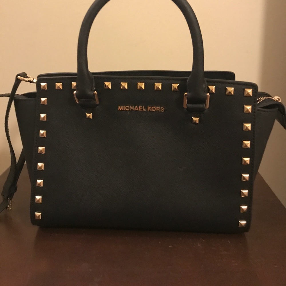 Michael Kors purse