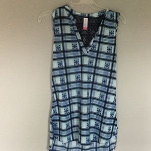 No Boundaries tunic tank top