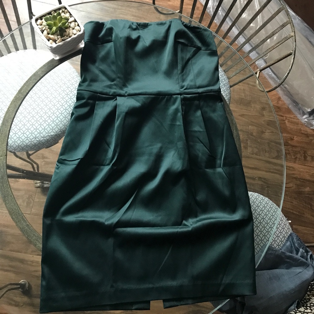Express Strapless Size 12 Green Dress