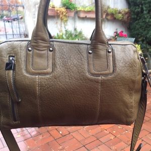 Satchel/crossbody Perlina handbag-like new!