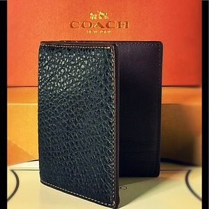 NWT Slim coin wallet/Buffalo embossed leather