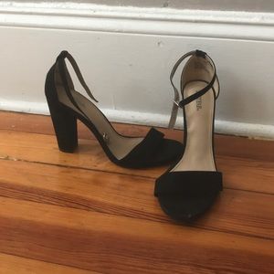 JustFab Black Strappy Heeled Sandals size 10