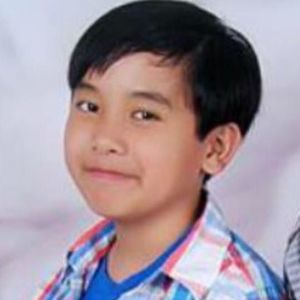 Meet your Posher, Warren