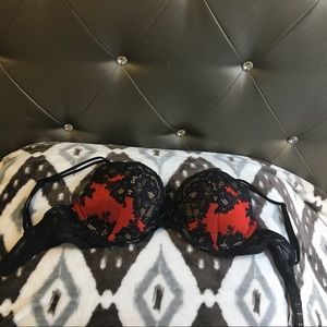 Victoria's Secret Very Sexy Push-up Bra