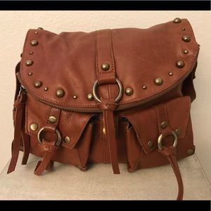 Lucky brand cross body bag-excellent condition!