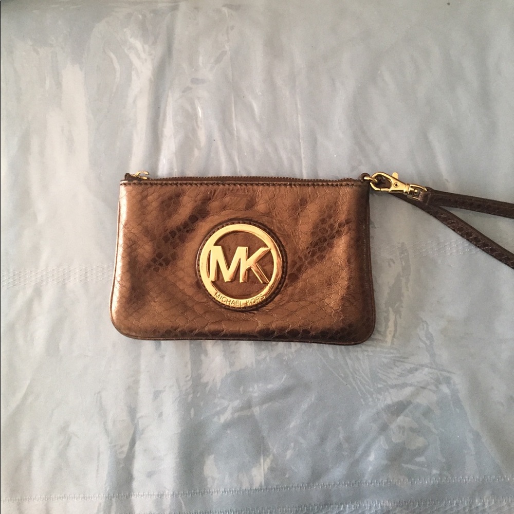 Michael Kors brown wristlet