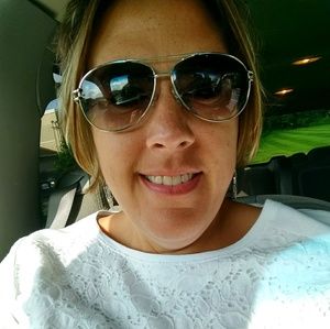 Meet your Posher, Jill