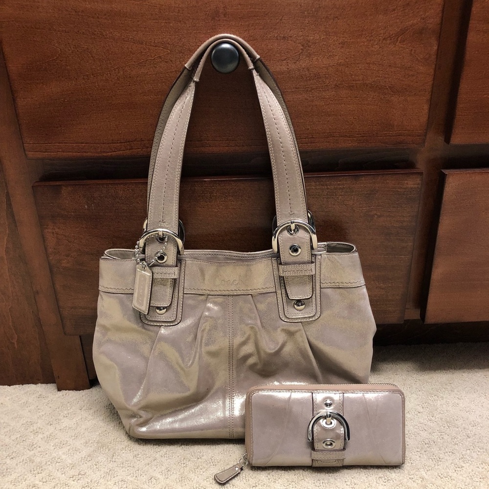 Coach shoulder bag and wallet