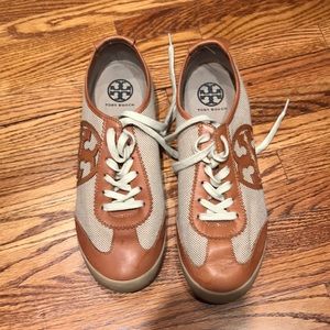Tory Burch casual tennis shoe