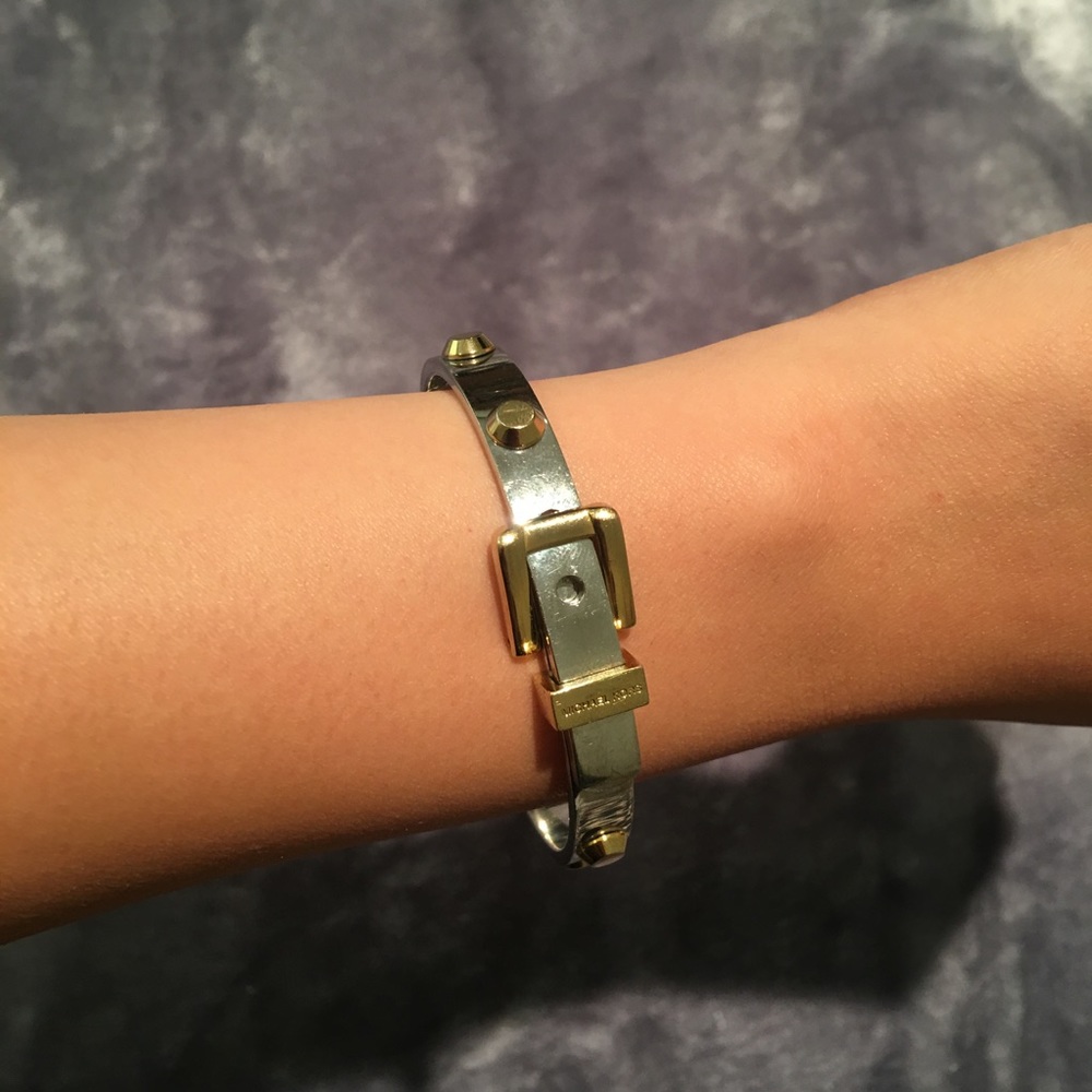 Michael Kors Silver and Gols Bracelet.