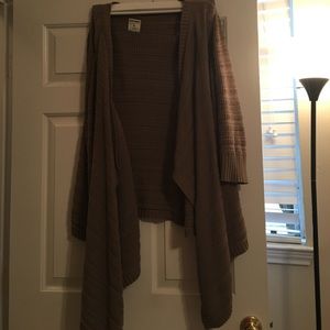 Beige thick open sweater