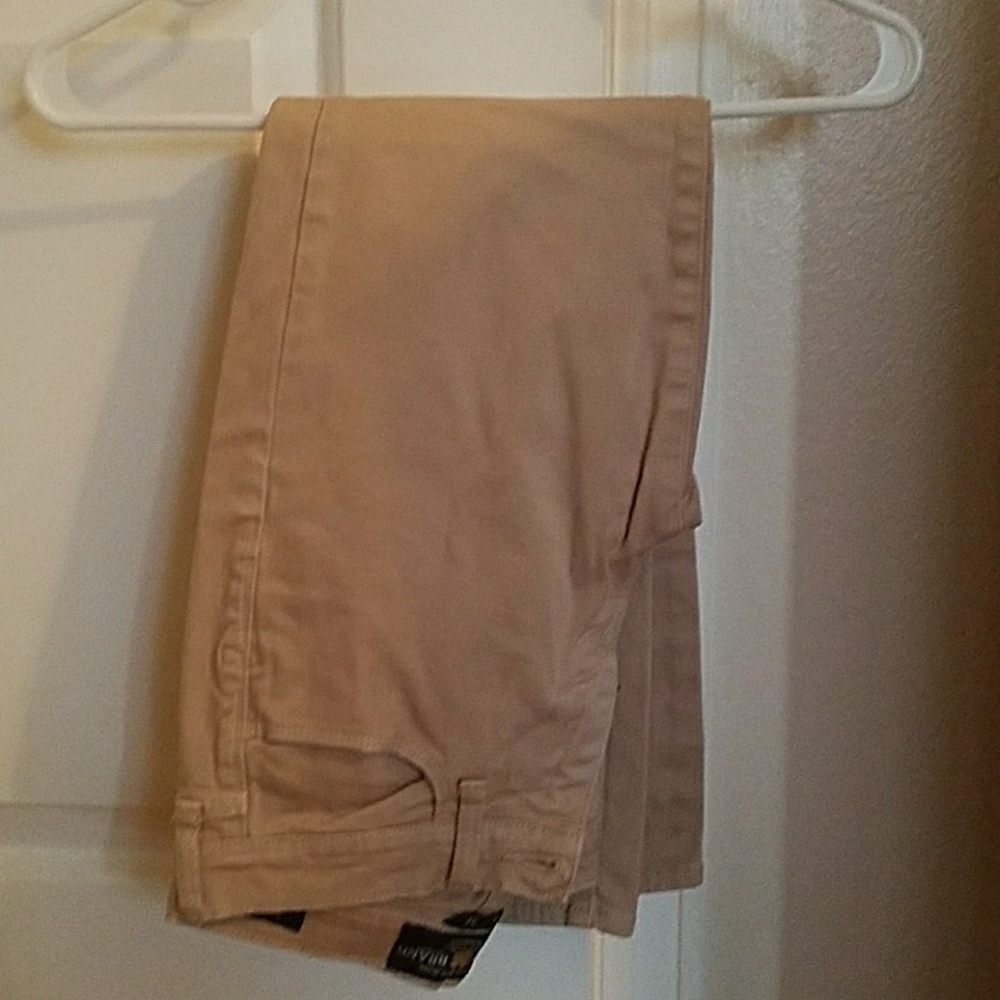Lucky Brand khaki capris