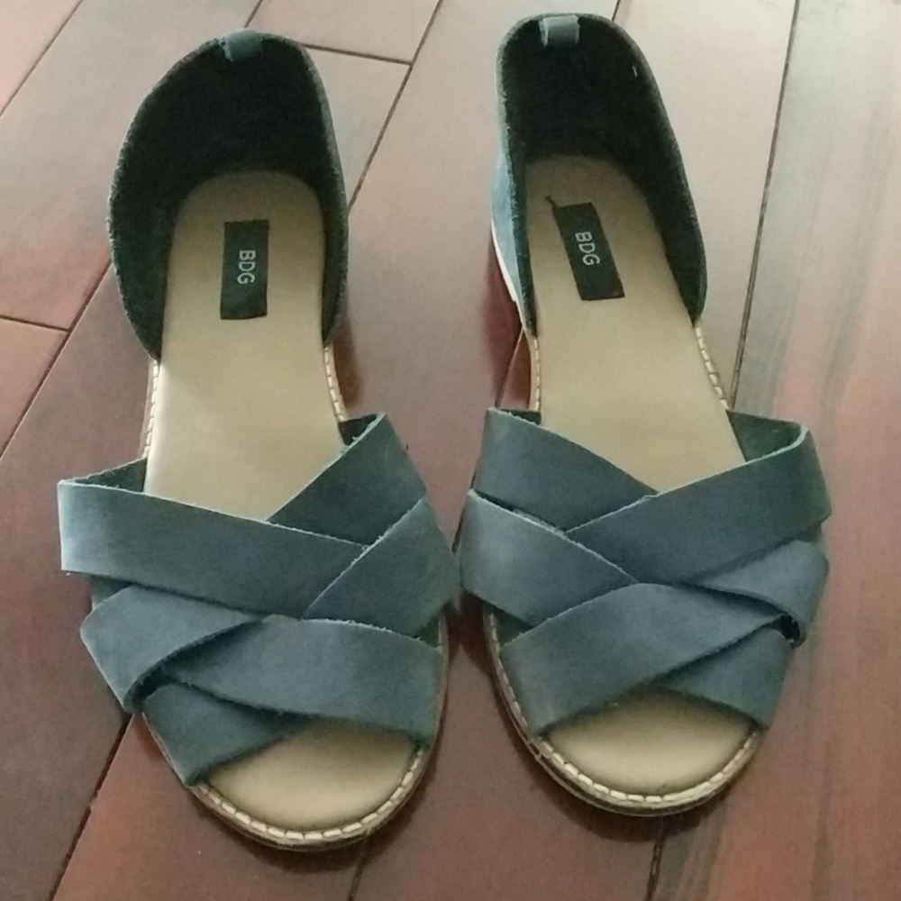 BDG sandles