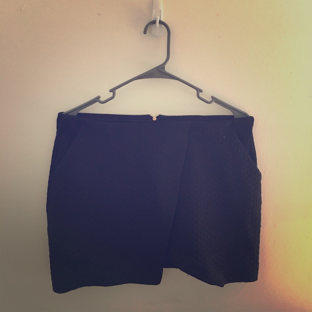 Black skirt