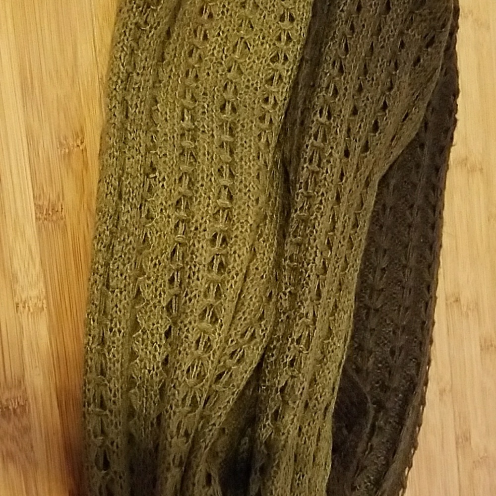 Green scarf