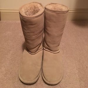 Bearpaw Boots