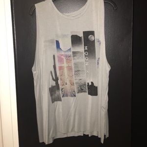 Gray American Eagle muscle tee