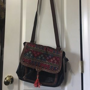 Hippy convertible cross body/backpack