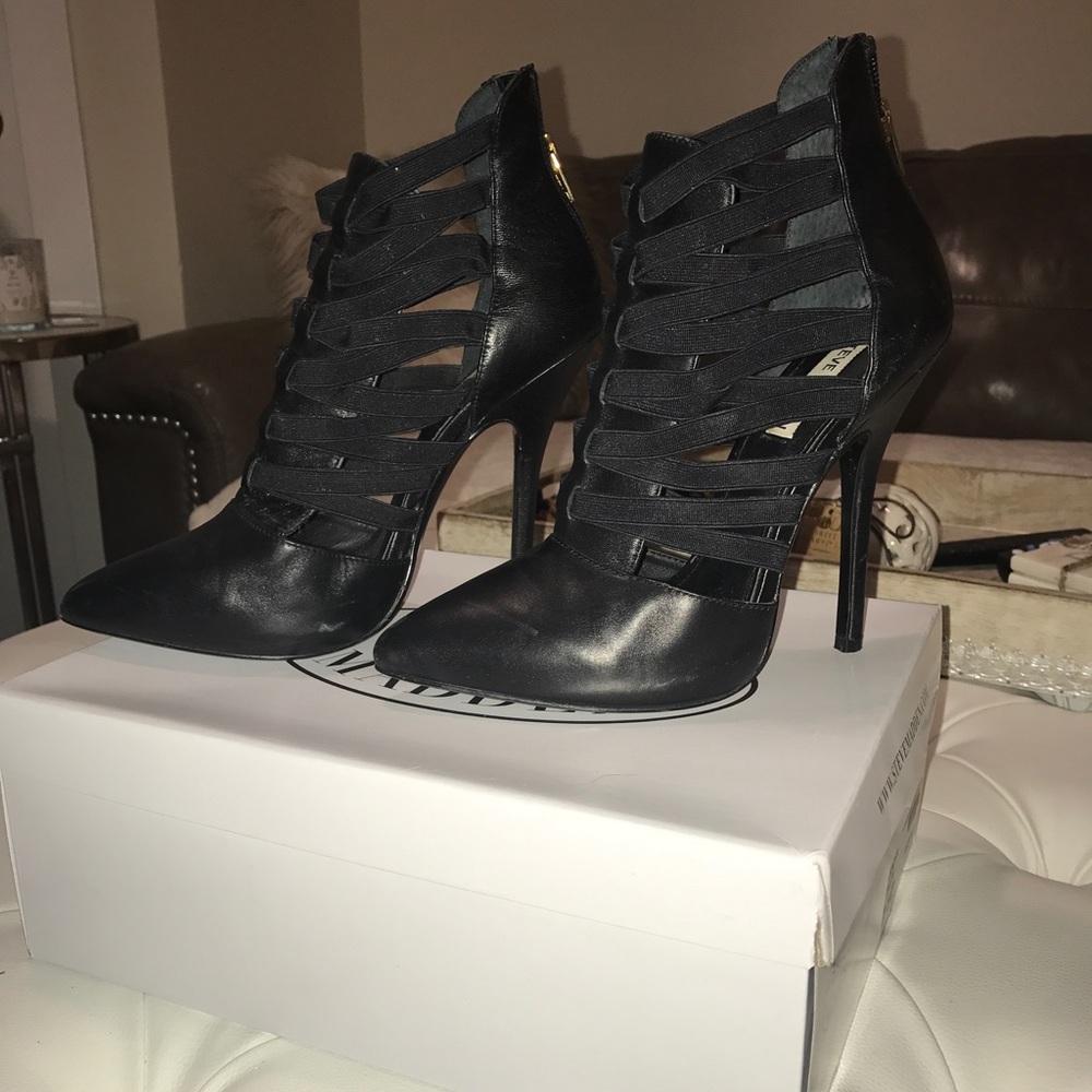 Steve Madden Black Leather Heels