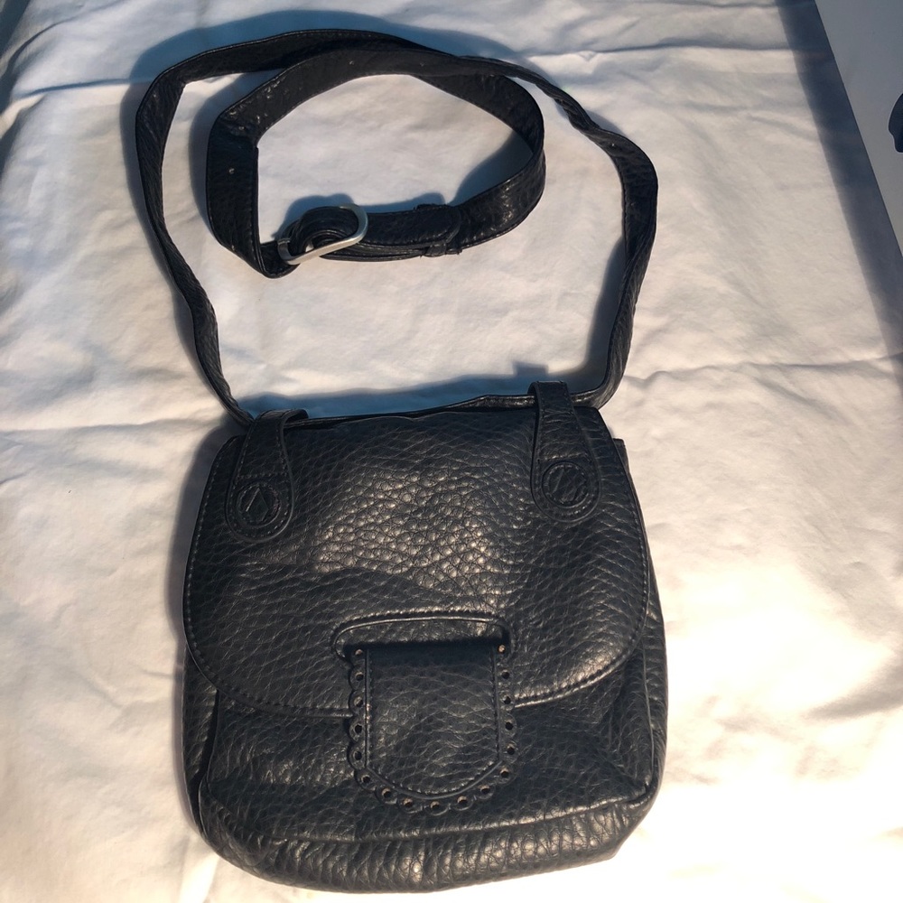 Volcum small cross body bag