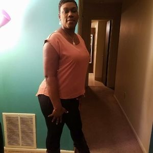 Meet your Posher, Twyla