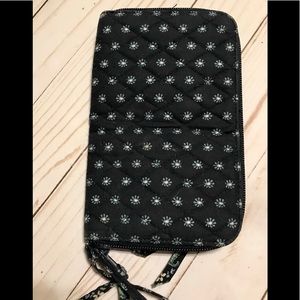 Vera Bradley Navy quilted wristlet