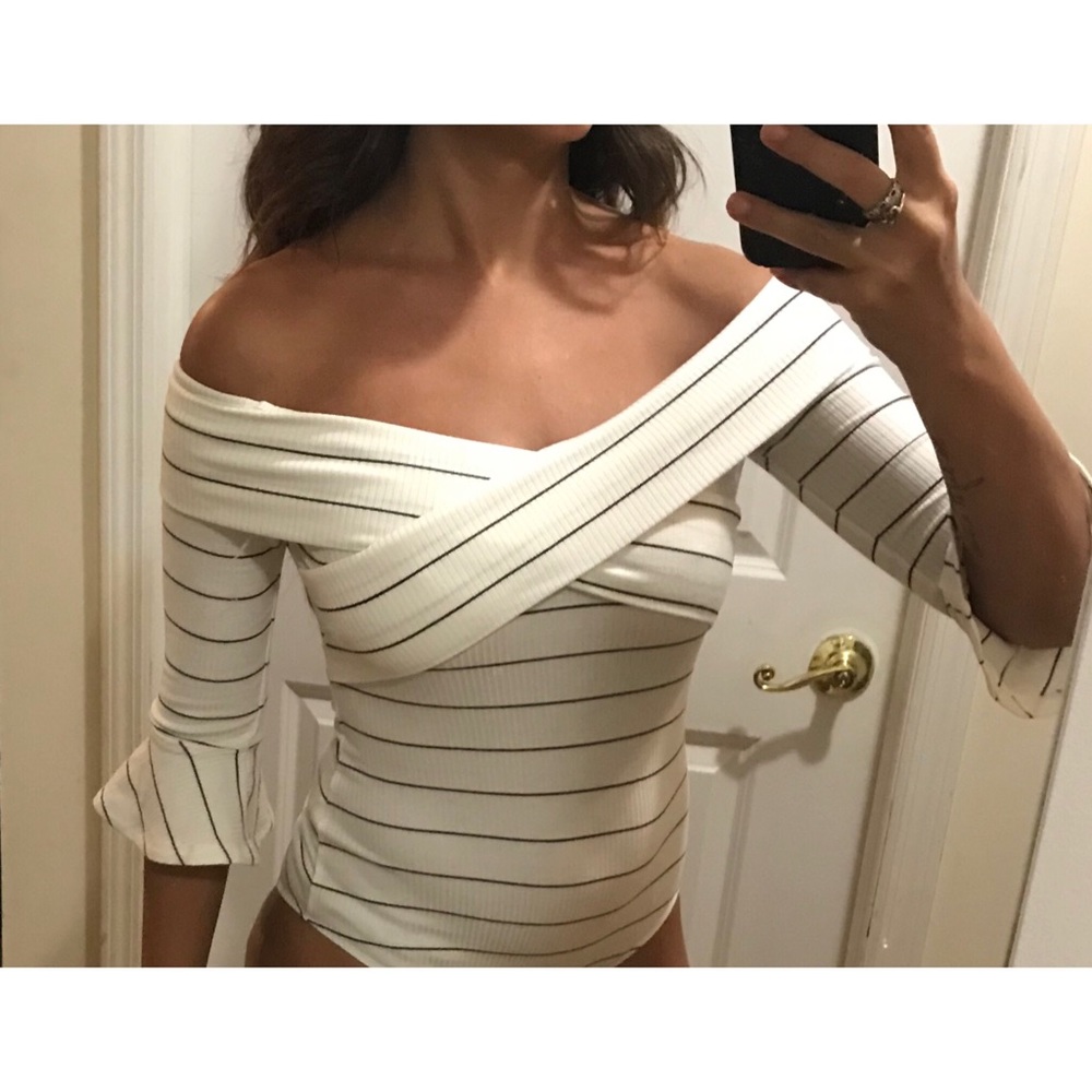 Off the shoulder Striped Bodysuit