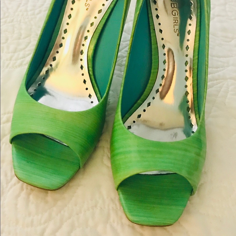 BCBGirls Turquoise Heels!!