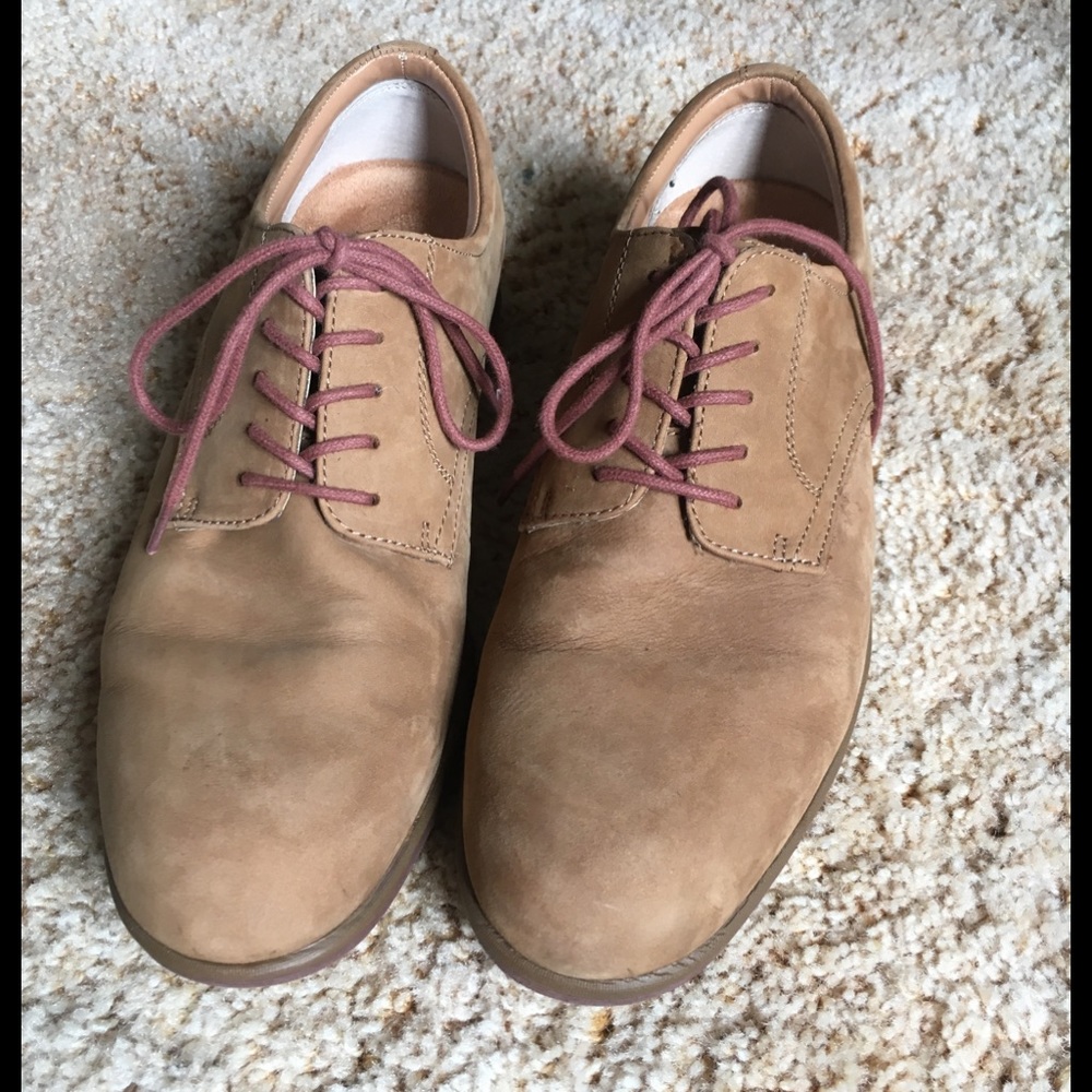 Bass leather dress shoes