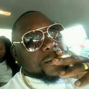 Meet your Posher, Thomas