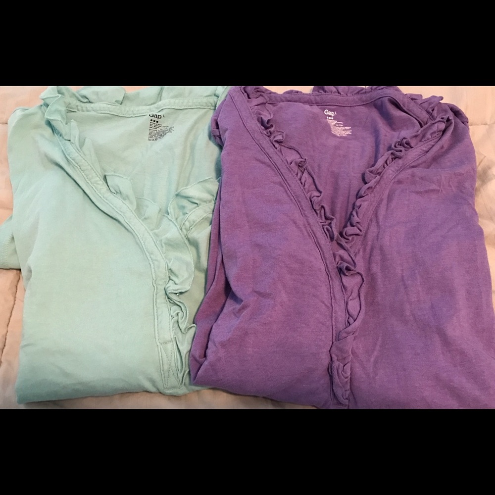 2 Large Gap Long Sleeve Ruffled Shirts