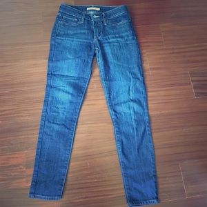 Levi’s 711 Skinny size 26 jeans