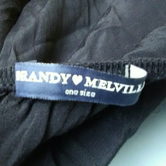 Brandy Melville Rosen Black Dress - Picture 4 of 4