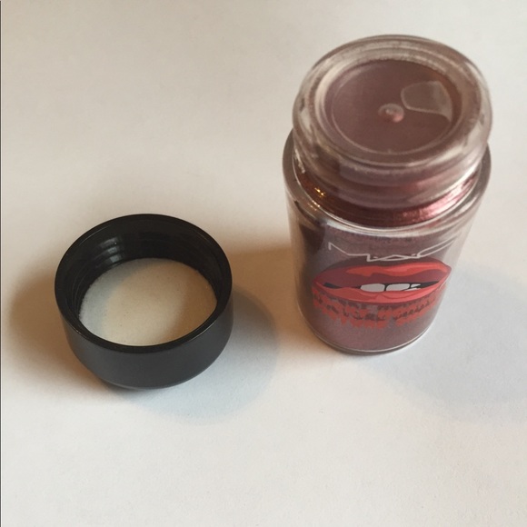 2 Mac Pigments! - Picture 3 of 5