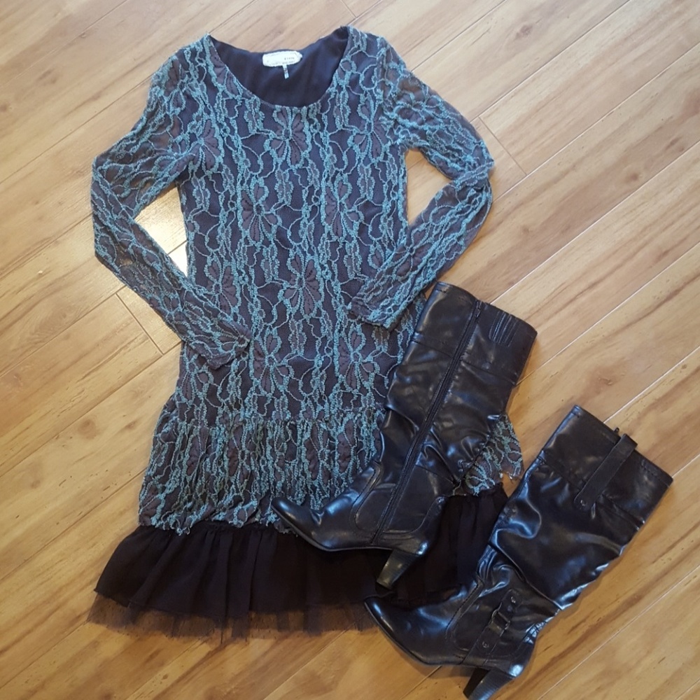 Lace dress/top