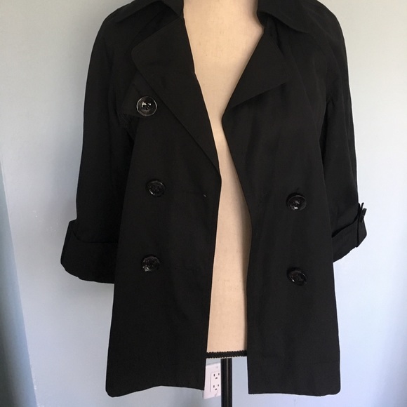 White House Black Market Jackets & Blazers - White House Black Market quarter sleeve coat