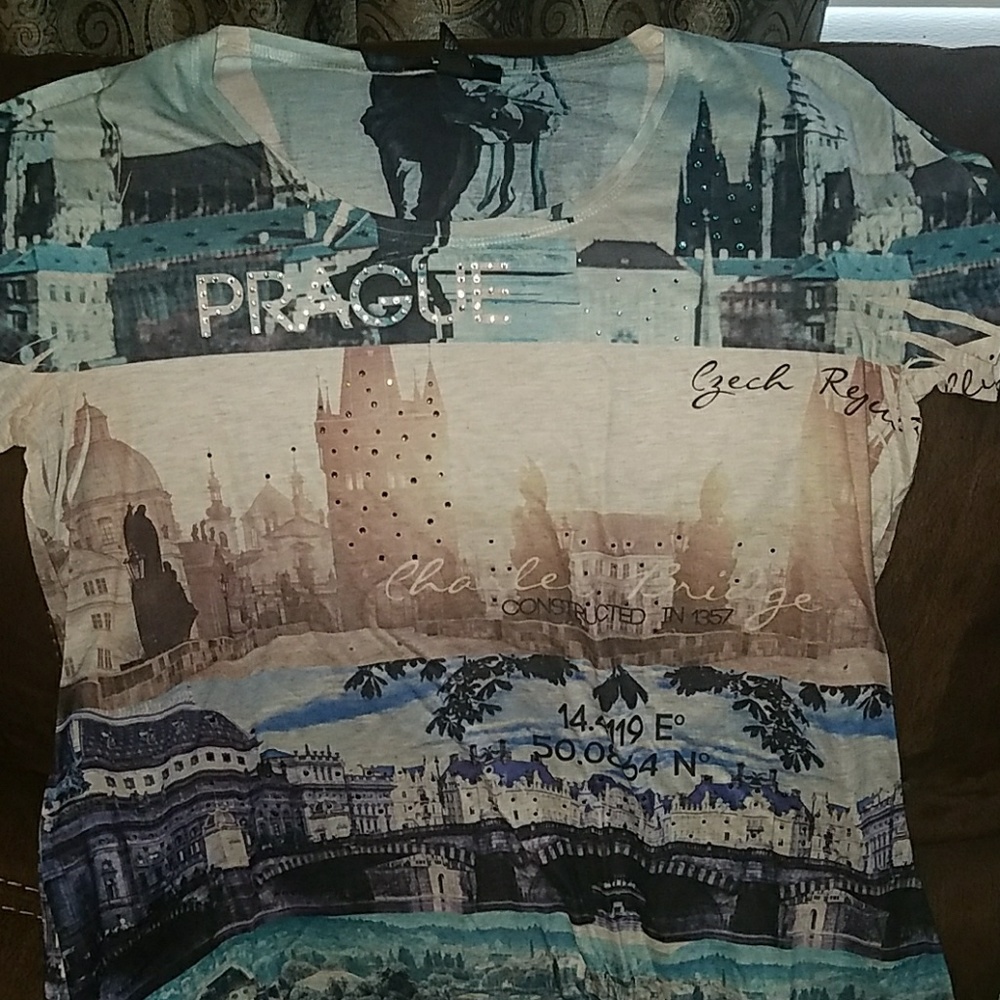 Style and Co tee with rhinestones