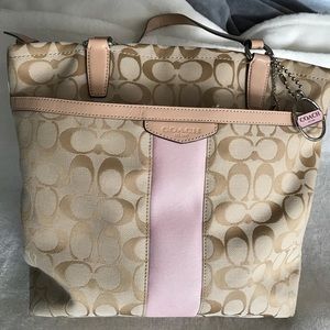 Coach signature shoulder bag