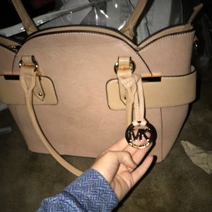 Several Purses and sunglasses, brand new!!