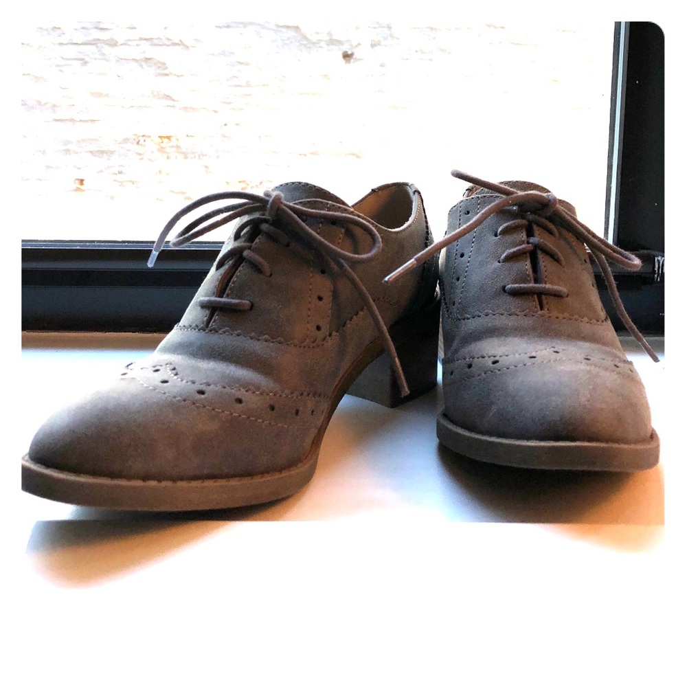 Maurices Gray Heeled Oxford