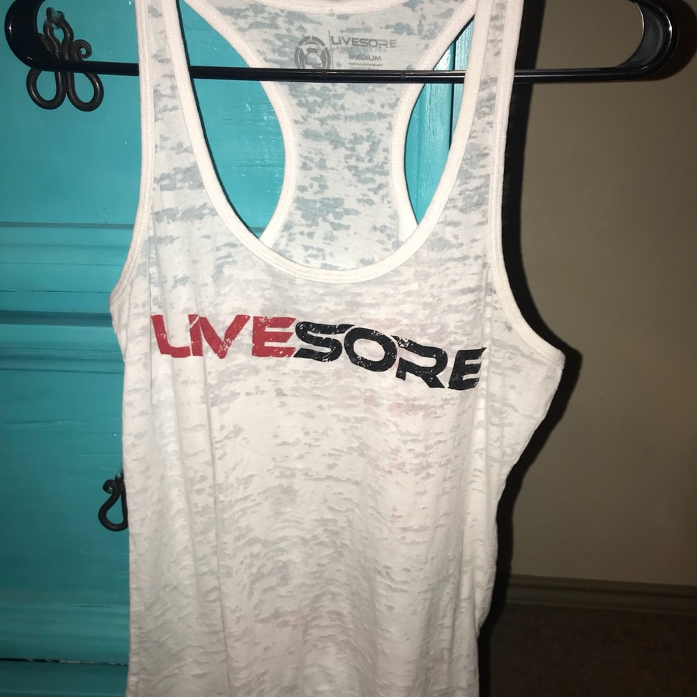 Livesore tank